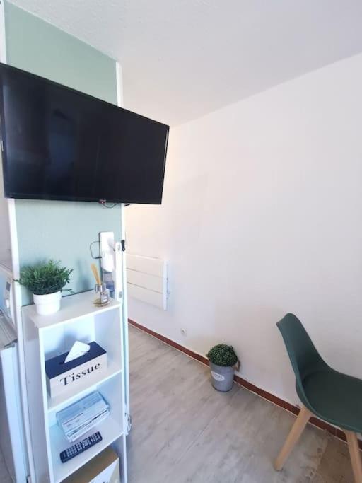 Apartment Superbe Renove Avec Piscine Et Vue Marina *